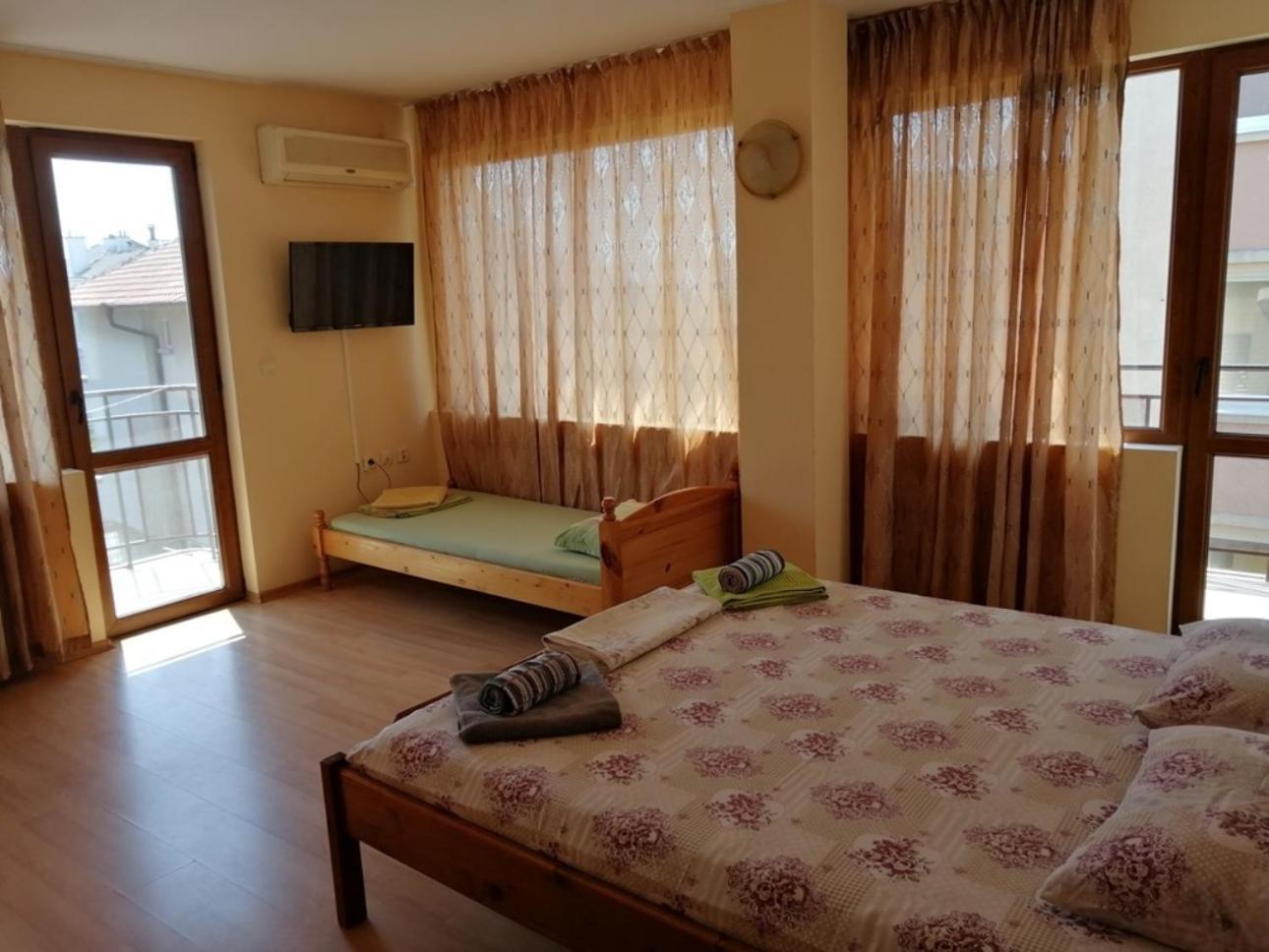 Guest House "Zora - Sarafovo" Burgas by Eksteriør bilde