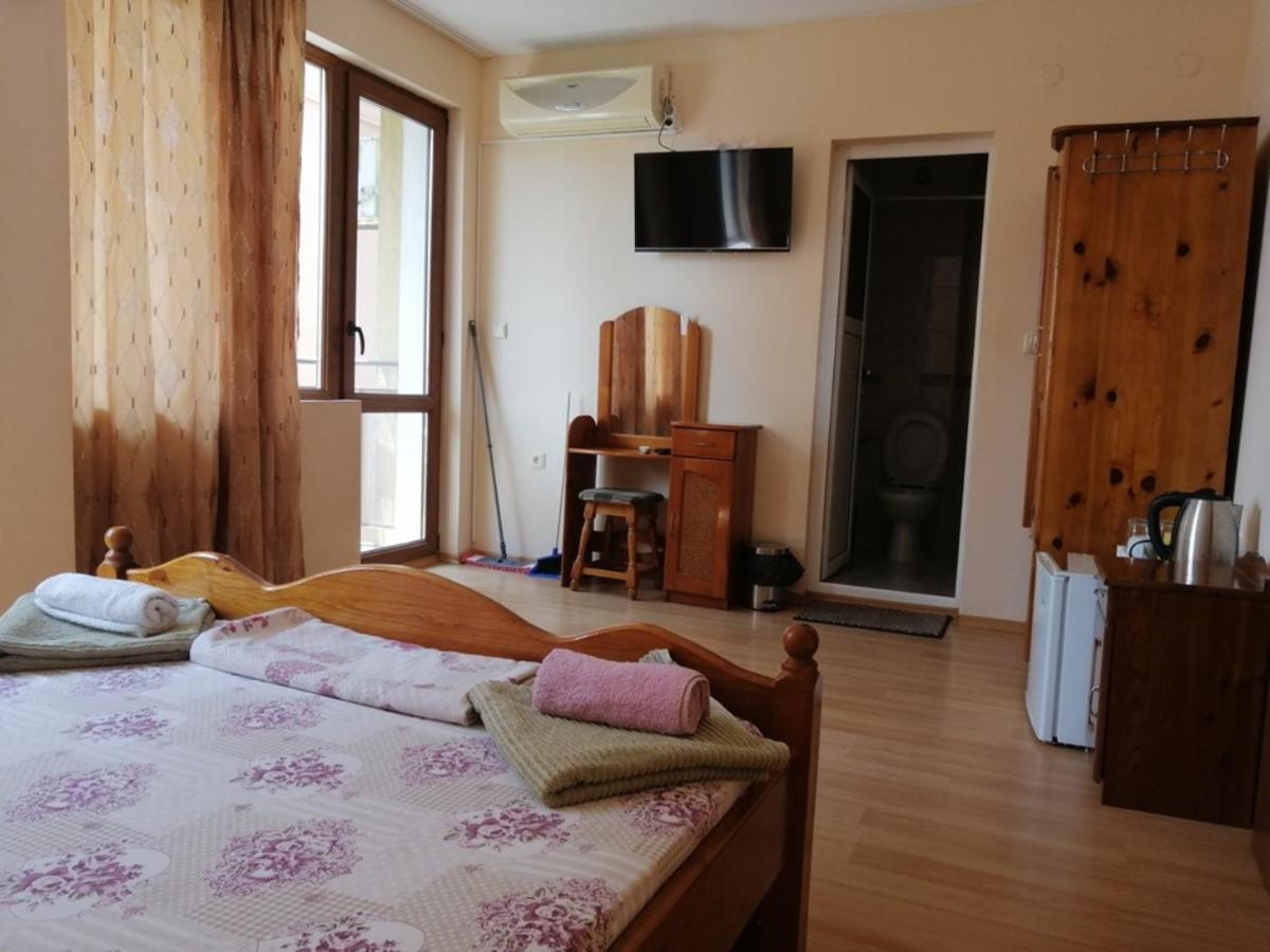 Guest House "Zora - Sarafovo" Burgas by Eksteriør bilde