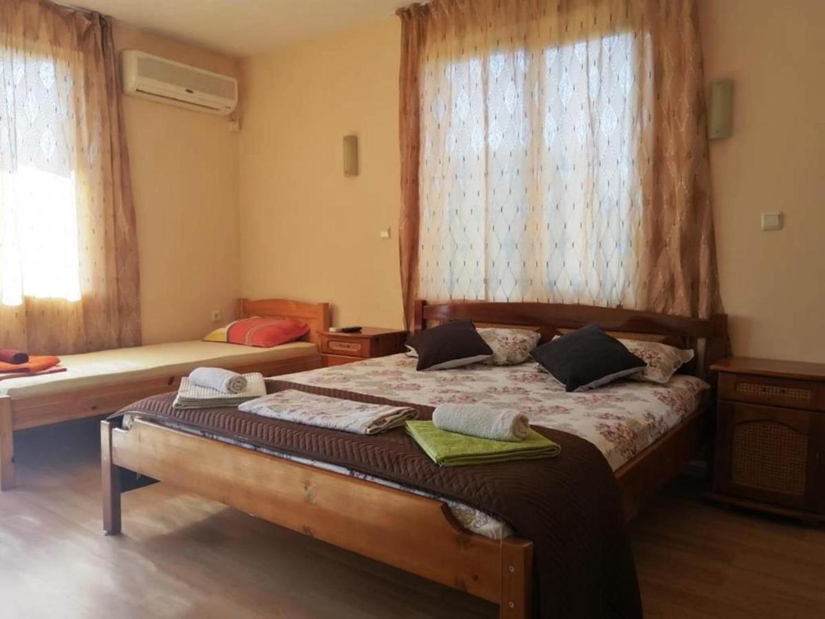 Guest House "Zora - Sarafovo" Burgas by Eksteriør bilde