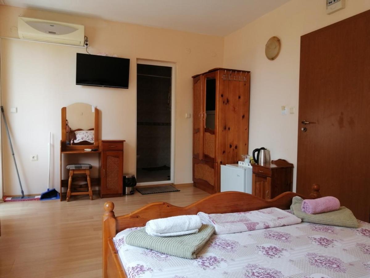 Guest House "Zora - Sarafovo" Burgas by Eksteriør bilde