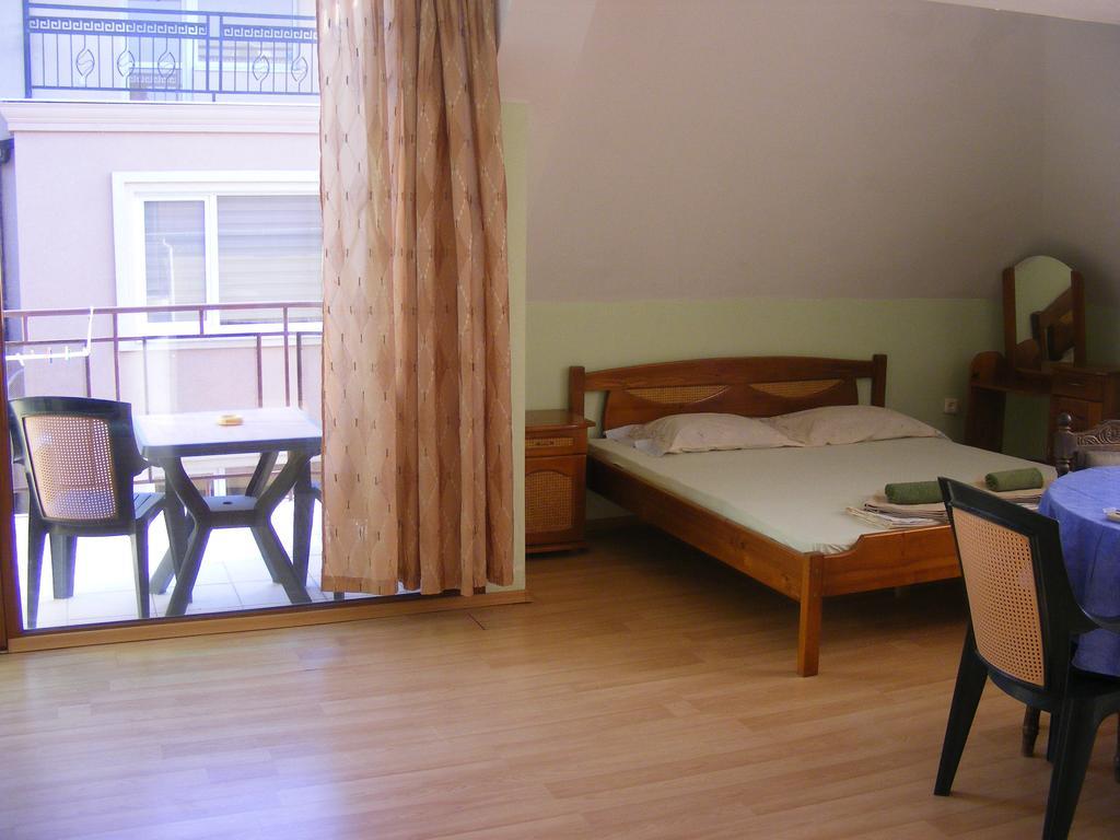 Guest House "Zora - Sarafovo" Burgas by Eksteriør bilde