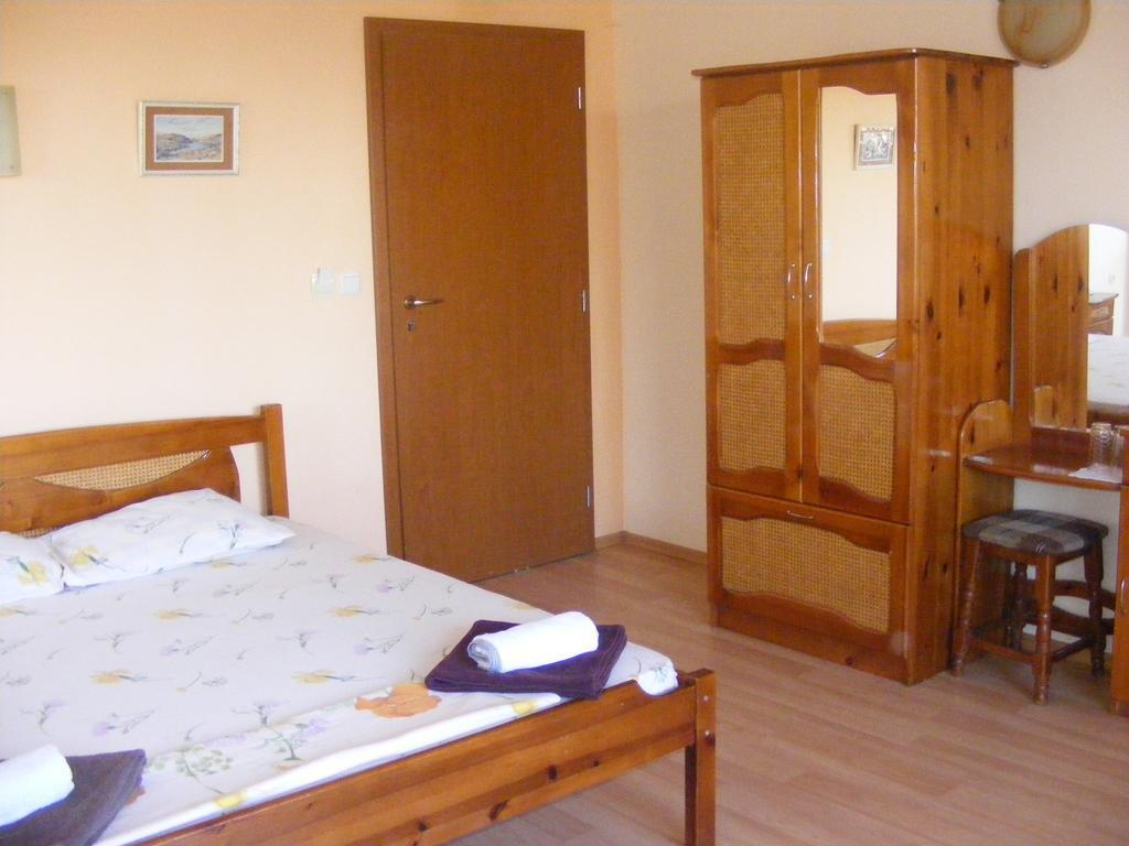 Guest House "Zora - Sarafovo" Burgas by Eksteriør bilde