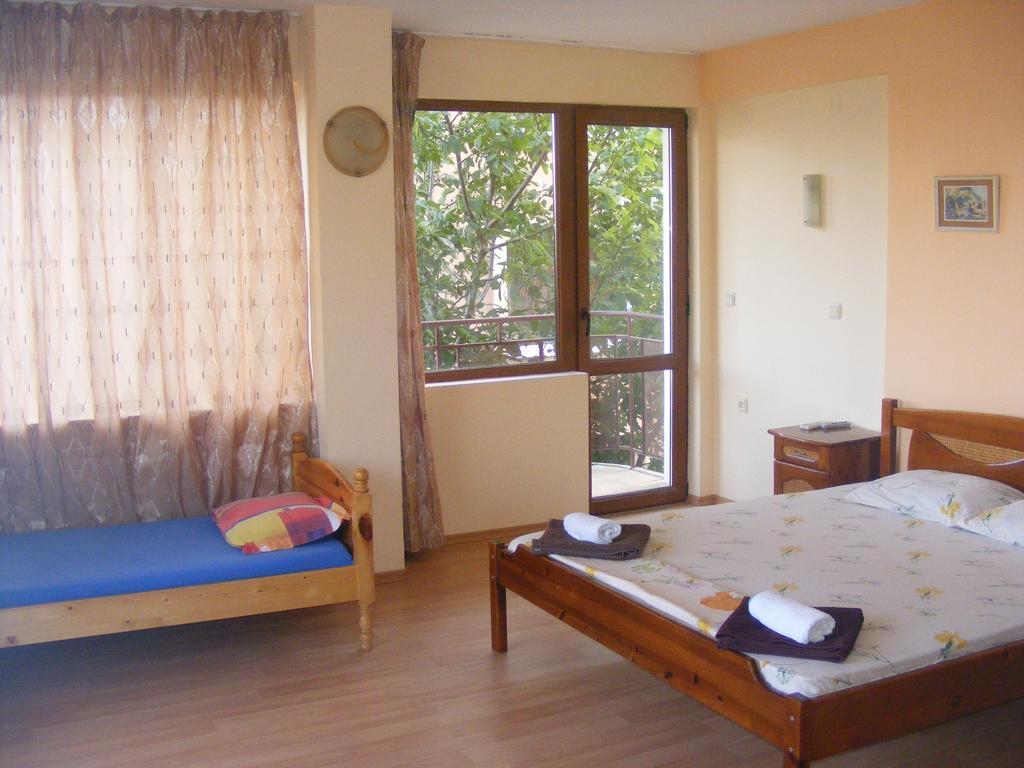 Guest House "Zora - Sarafovo" Burgas by Eksteriør bilde