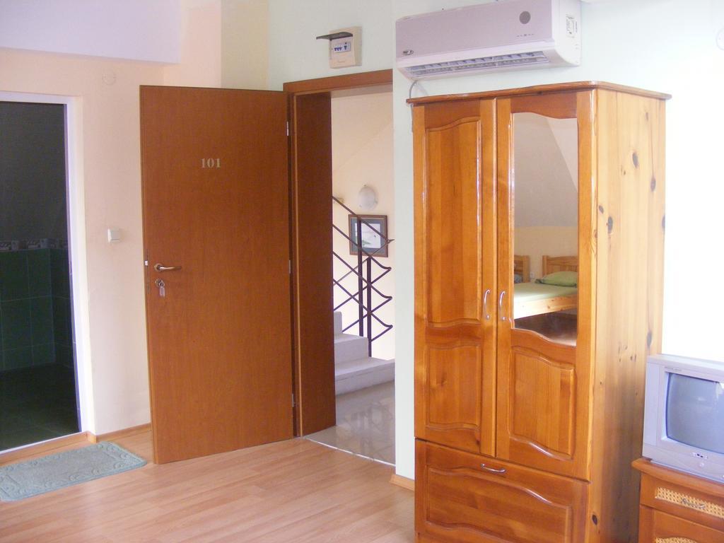 Guest House "Zora - Sarafovo" Burgas by Eksteriør bilde